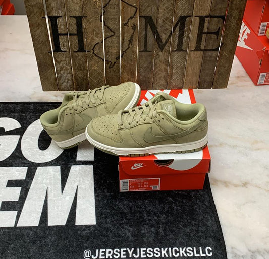 Nike Drunk Low Neutral Olive Green Women’s size 7