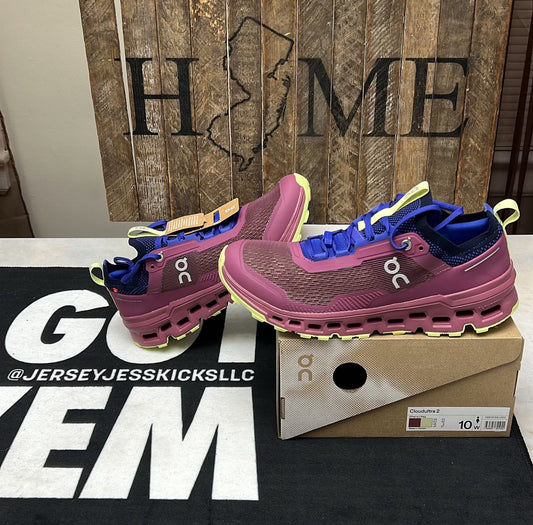 OnCloud Cloudultra 2 Cherry Hay Women’s size 10
