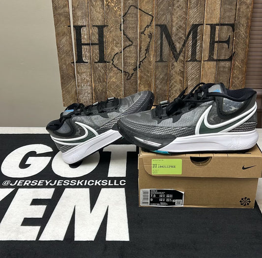 Nike Kyrie 8 Men’s size 7.5