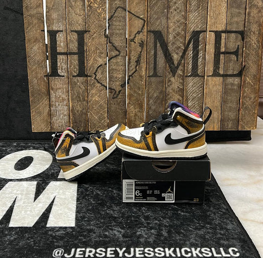 Air Jordan 1 Mid Taxi WearAway Toddler size 6c